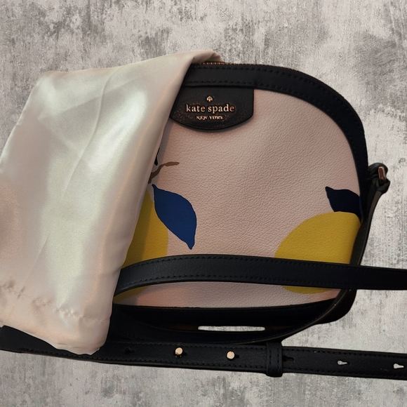 KATE SPADE SYLVIA LEMON ZEST DOME CROSSBODY 🍋🍋🍋 - Picture 6 of 12